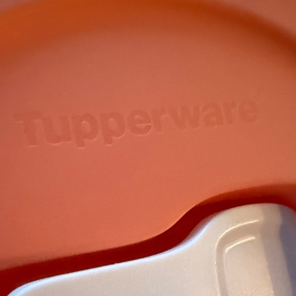 2 CrystalWave Microwave Containers - Picture 6 of 8